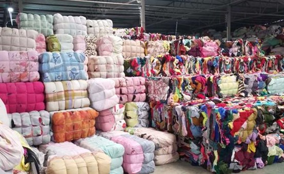 旧衣服回收中“大白”的作用