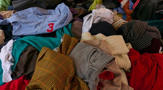 一般人做旧衣服回收都能挣钱，只有这3种人会赔钱！