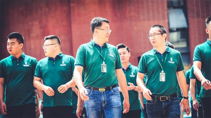 绿巨能旧衣服回收