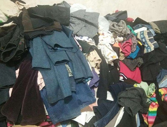 绿巨能回收小哥：旧衣服也可以卖！