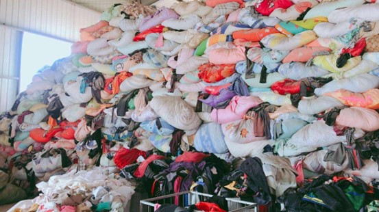 旧衣服回收并不好做，原因你知道吗？