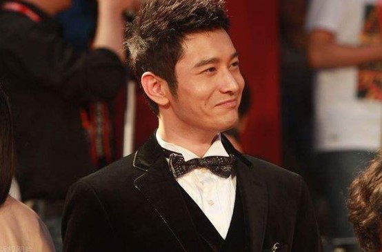 黄晓明