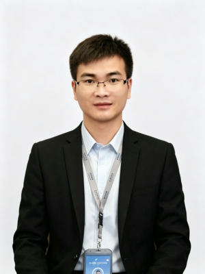 王昌杰 
系统架构师 / CTO 
主导云原生SaaS系统研发，
绿巨能回收技术负责人
多家上市公司技术研发总负责人