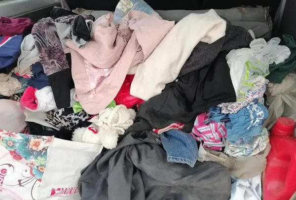 旧衣服